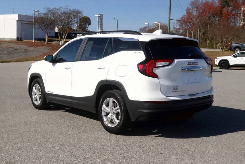 2023 GMC Terrain SLE