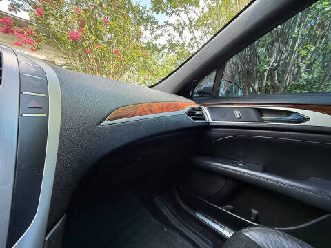 2017 Lincoln MKZ Reserve