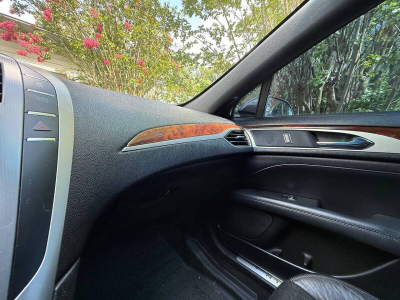 2017 Lincoln MKZ Reserve