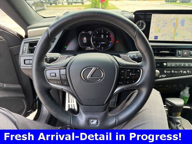 2024 Lexus ES 350 F SPORT Handling