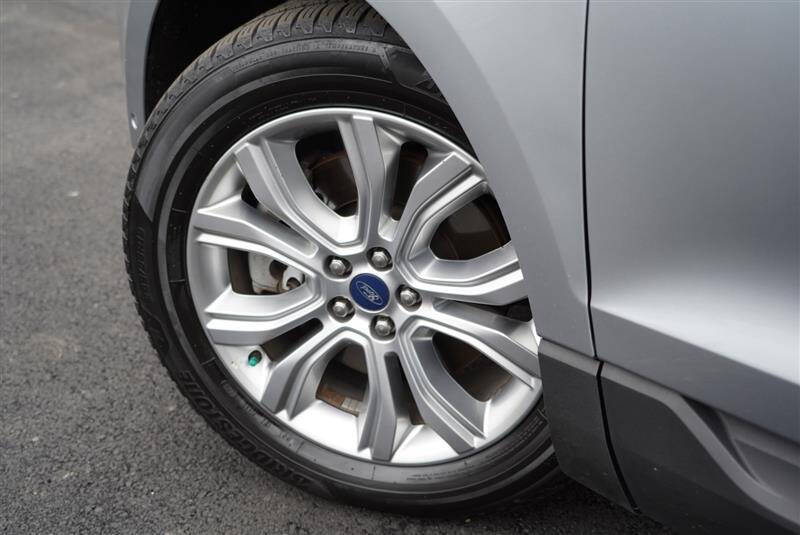 2020 Ford Edge Titanium