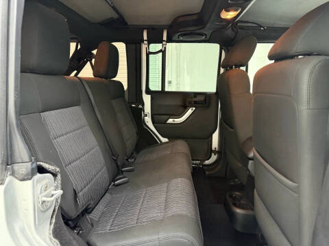 2011 Jeep Wrangler Unlimited Sahara