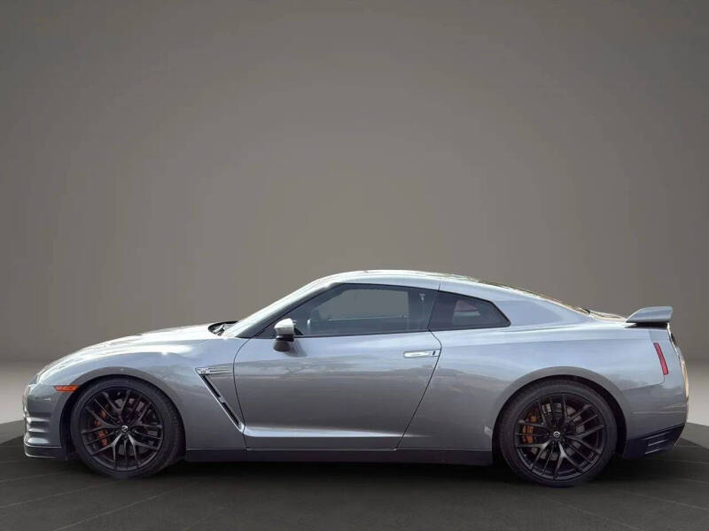 2012 Nissan GT-R Black Edition