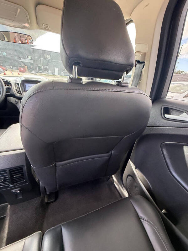 2019 Ford Escape SEL