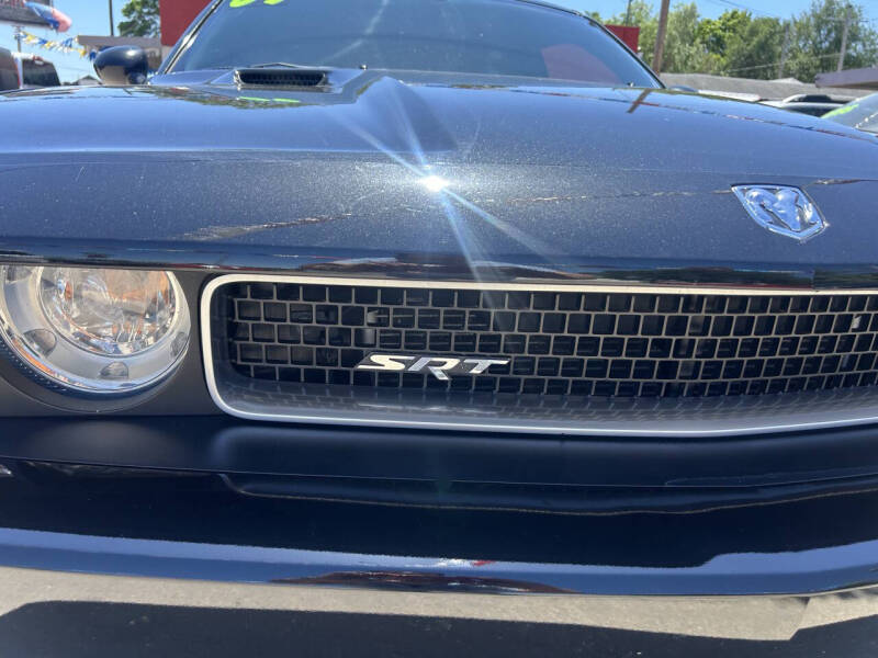 2009 Dodge Challenger SRT8
