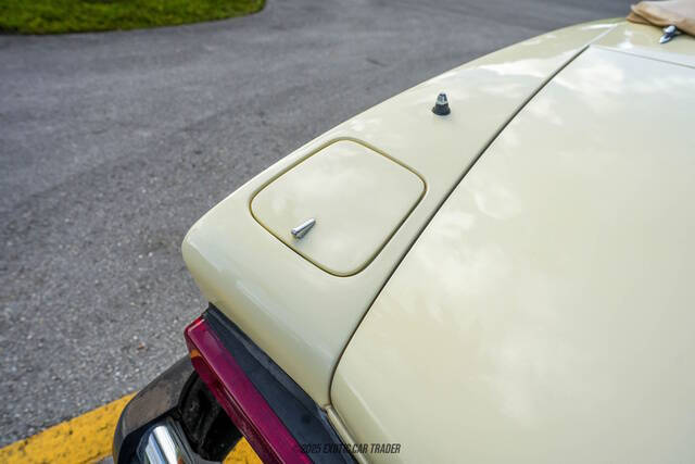 1982 FIAT 2000 Spider