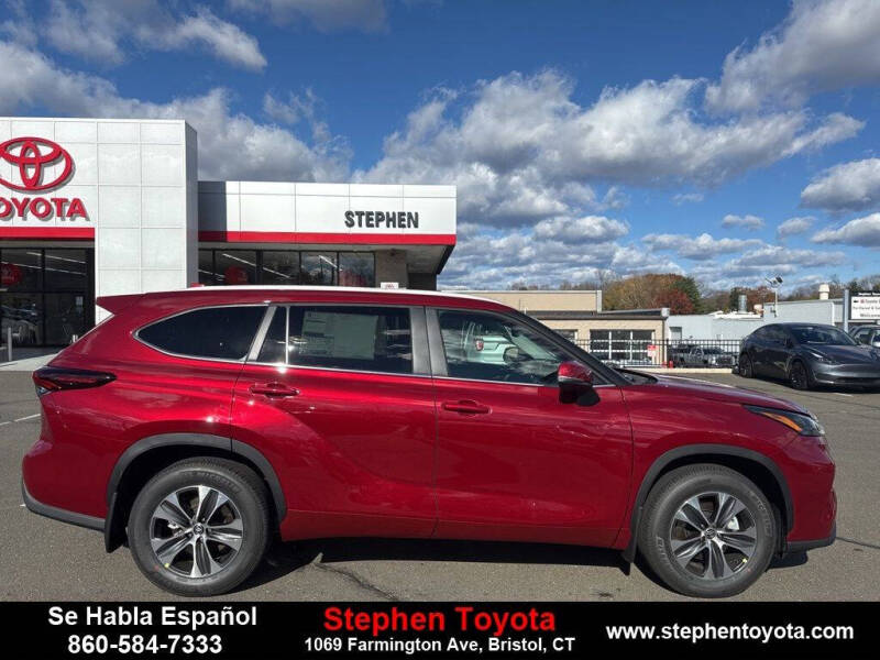 2026 Toyota Highlander XLE