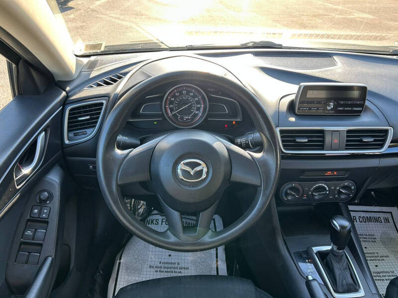 2015 Mazda MAZDA3 i SV
