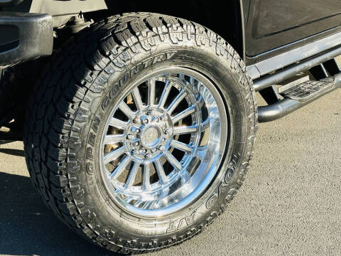 2004 HUMMER H2