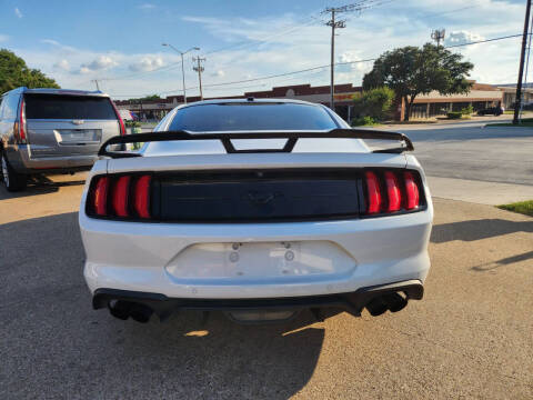 2019 Ford Mustang