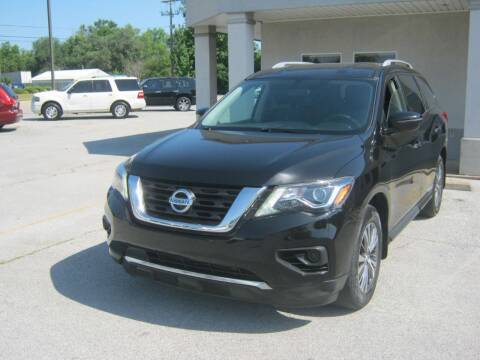 2018 Nissan Pathfinder for sale at Premier Motor Company in Springdale AR