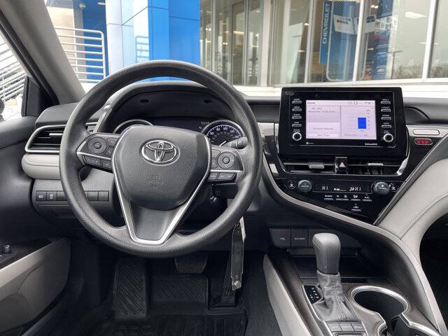 2022 Toyota Camry LE