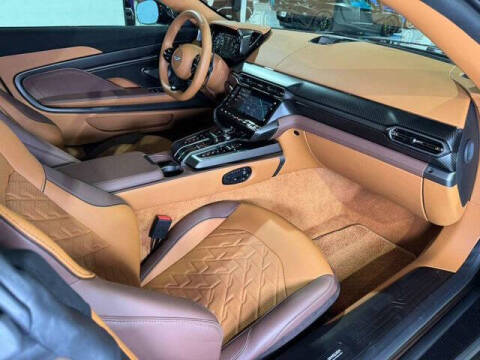 2025 Aston Martin Vanquish