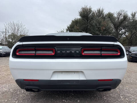 2018 Dodge Challenger SXT