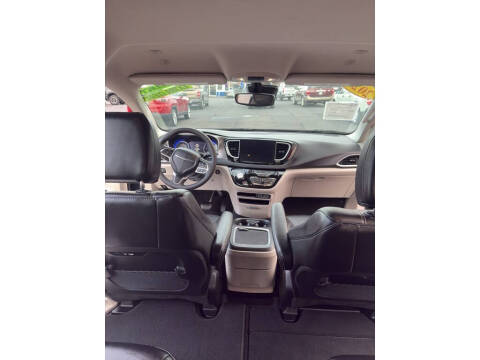 2024 Chrysler Pacifica Touring L