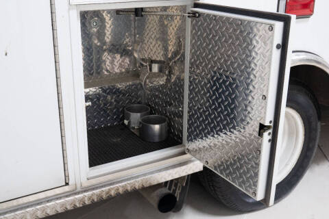 2010 Ford E-Series E-450 SD