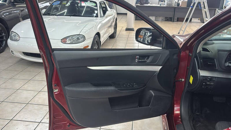 2011 Subaru Legacy 2.5i