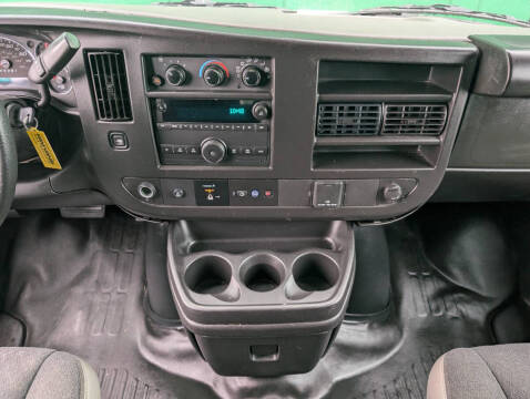 2022 Chevrolet Express 2500