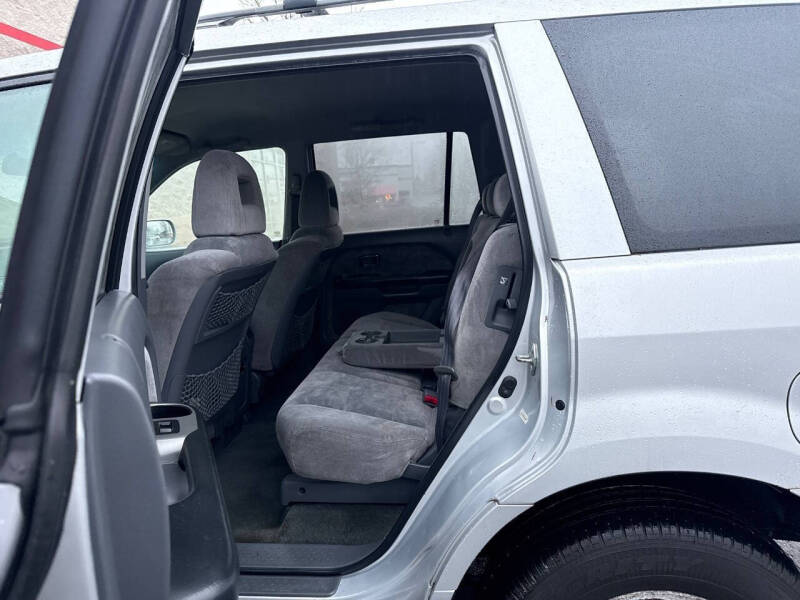 2004 Honda Pilot EX