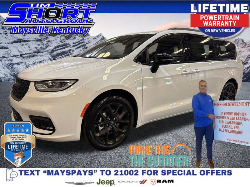2026 Chrysler Pacifica Select's photo
