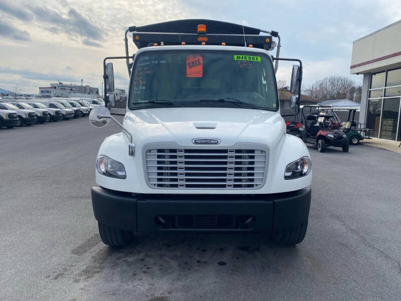 2016 Freightliner M2 106