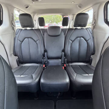 2018 Chrysler Pacifica Touring L