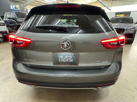 2018 Buick Regal TourX Essence