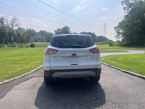2015 Ford Escape SE