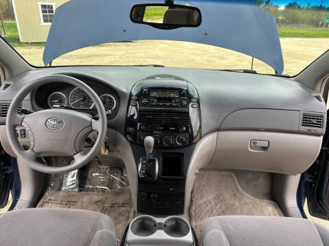 2004 Toyota Sienna