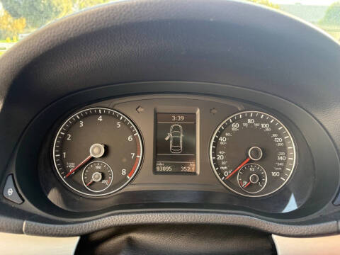 2012 Volkswagen Passat SE PZEV