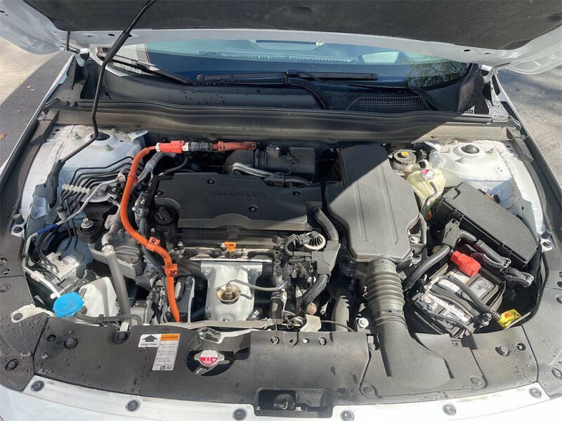 2022 Honda Accord Hybrid Touring