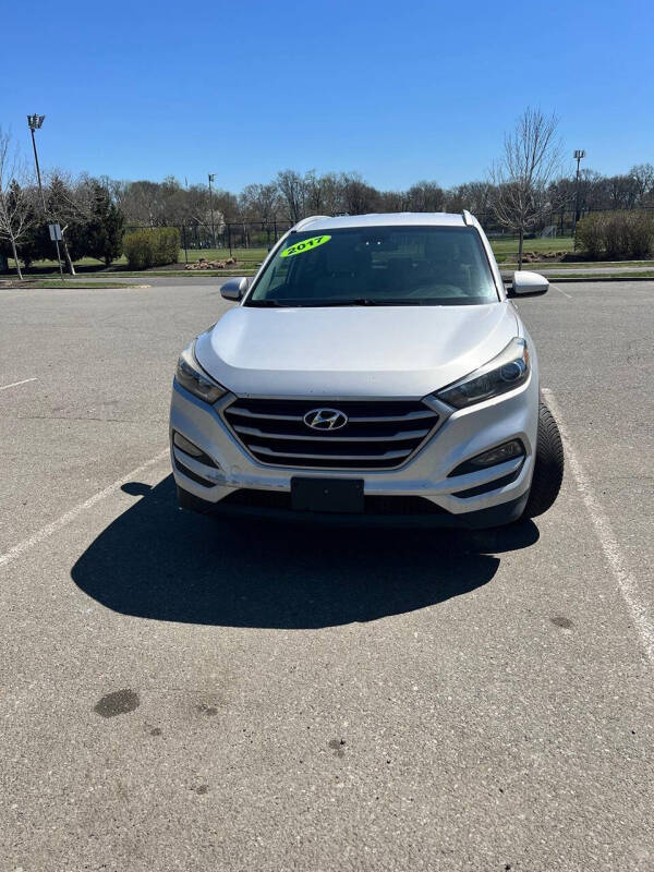 2017 Hyundai Tucson SE