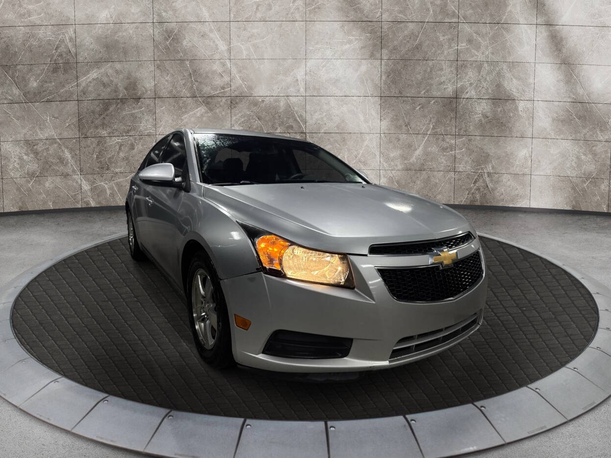 2014 Chevrolet Cruze for sale at Autokingzusa in Dearborn, MI