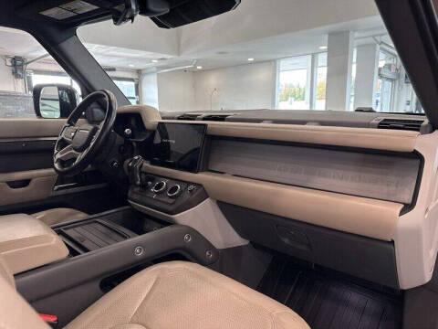 2022 Land Rover Defender 110 XS Edition