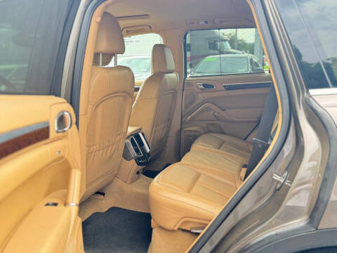 2012 Porsche Cayenne Tiptronic