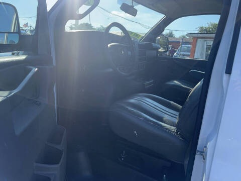 2019 Chevrolet Express 2500