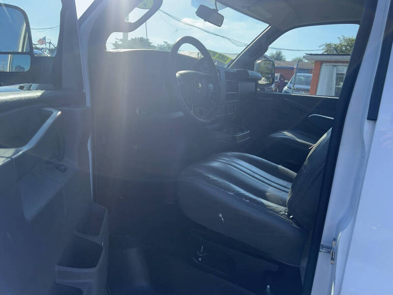 2019 Chevrolet Express 2500