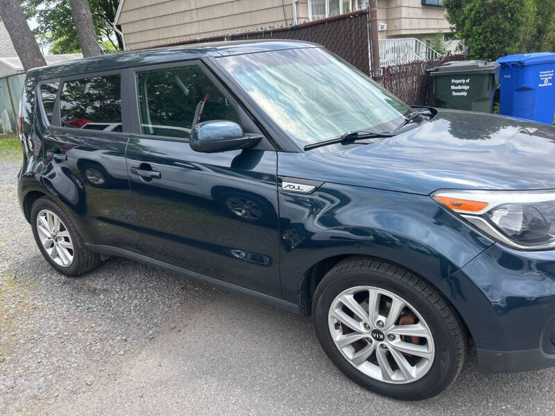 2017 Kia Soul +