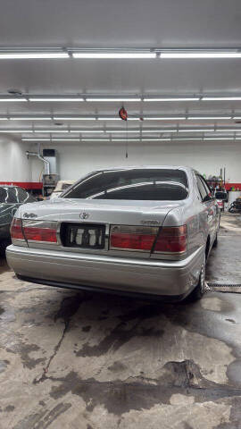 2000 Toyota Crown
