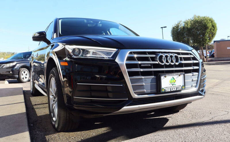 2020 Audi Q5 quattro Titanium Premium 45 TFSI