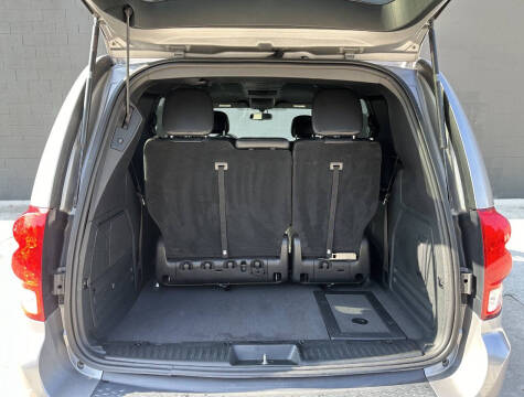 2014 Dodge Grand Caravan R/T