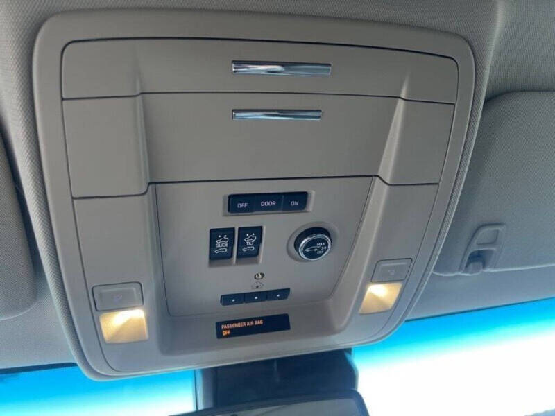 2019 GMC Yukon XL SLT