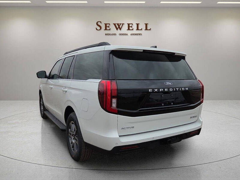 2026 Ford Expedition Active