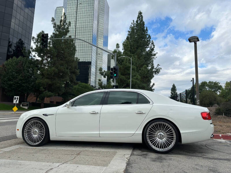 2018 Bentley Flying Spur V8