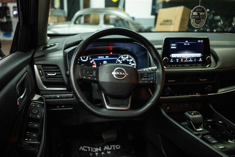 2025 Nissan Rogue SV