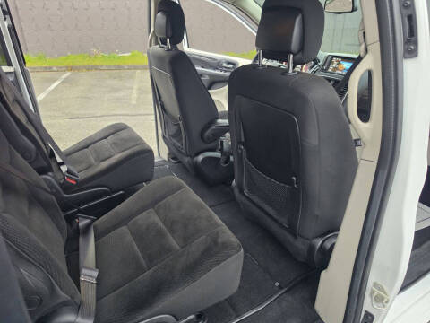 2018 Dodge Grand Caravan SE