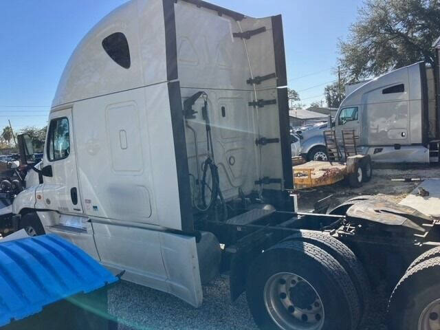 2018 Freightliner Cascadia