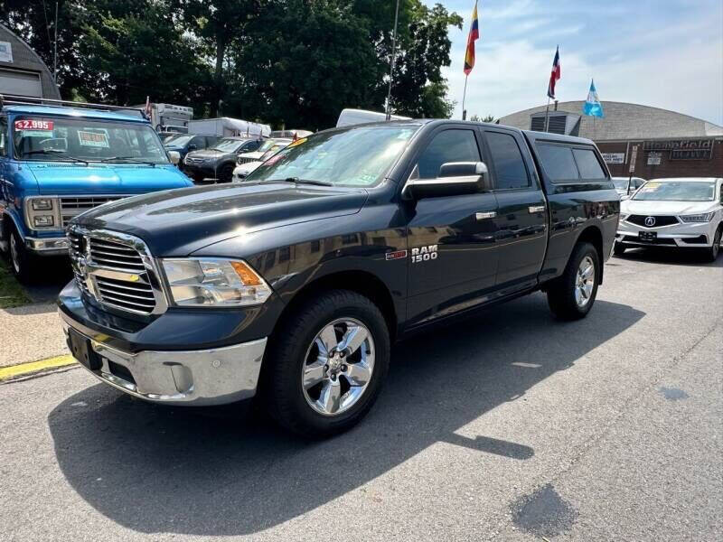 2016 RAM Ram 1500 Pickup Big Horn photo 2