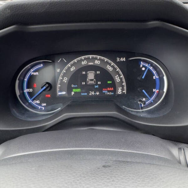 2025 Toyota RAV4 Hybrid XLE