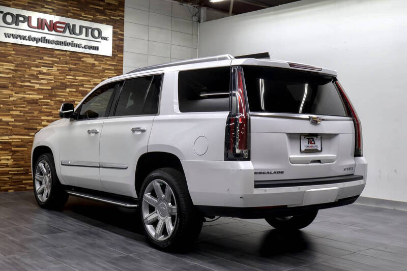 2020 Cadillac Escalade Luxury